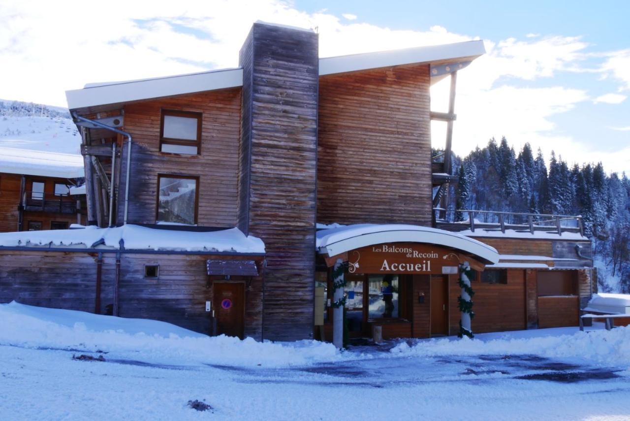 Appartement 4 Personnes 32M2 Au Pied Des Pistes- Wifi- Balcon Sud- Chamrousse 1650 Bagian luar foto