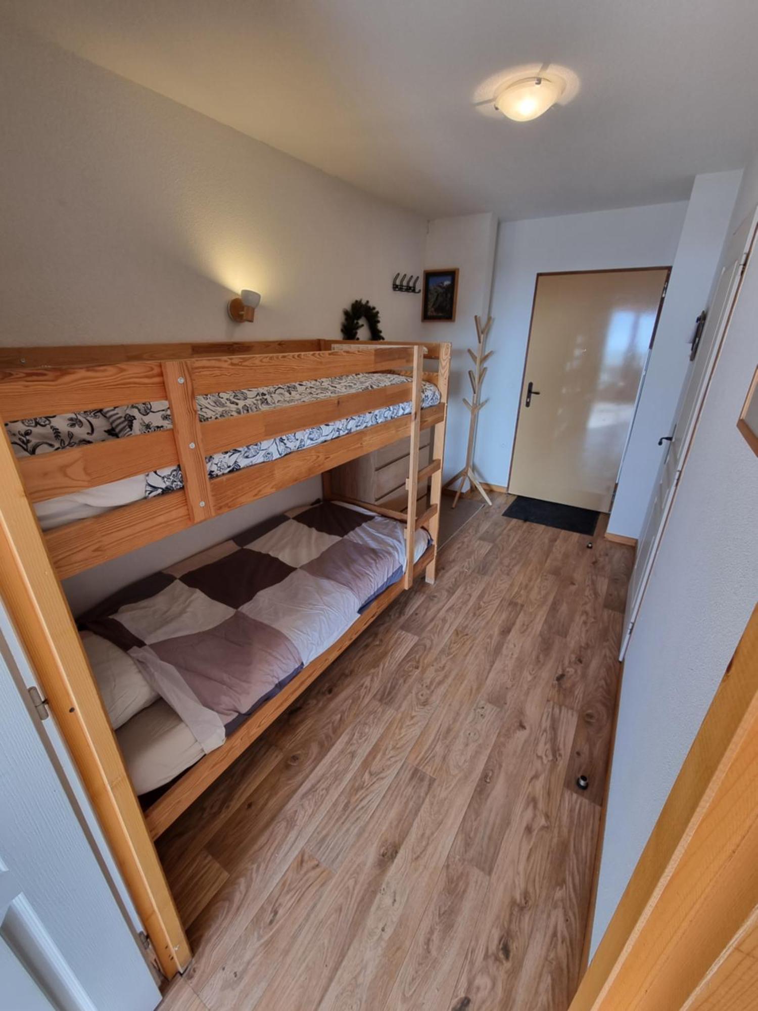 Appartement 4 Personnes 32M2 Au Pied Des Pistes- Wifi- Balcon Sud- Chamrousse 1650 Bagian luar foto